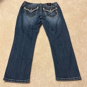 Miss Me Boyfriend Capri size 28